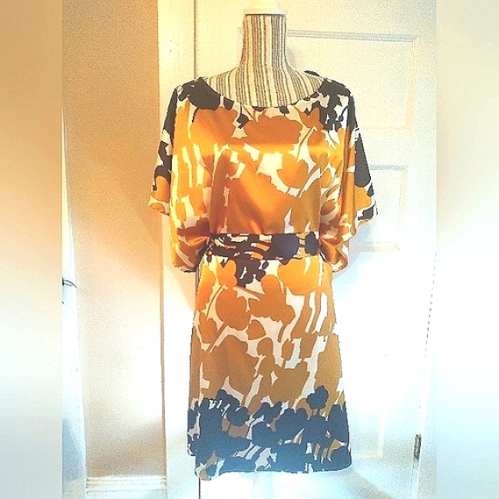 Vintage BCBG MaxAzaria Kimono floral dress - l - Picture 1 of 9